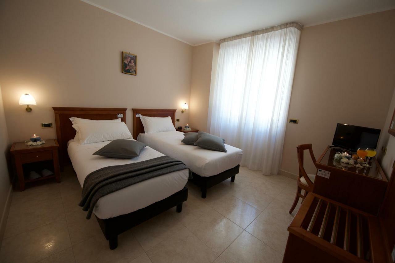 Hotel San Pio San Giovanni Rotondo Extérieur photo